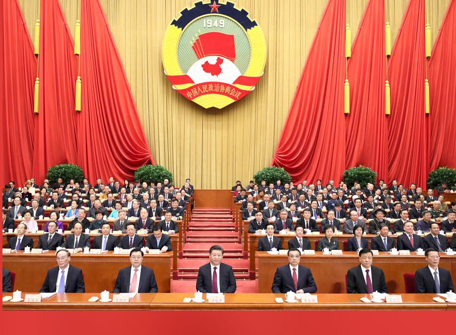 習近平、李克強、張德江、劉云山、王岐山、張高麗在主席臺就座