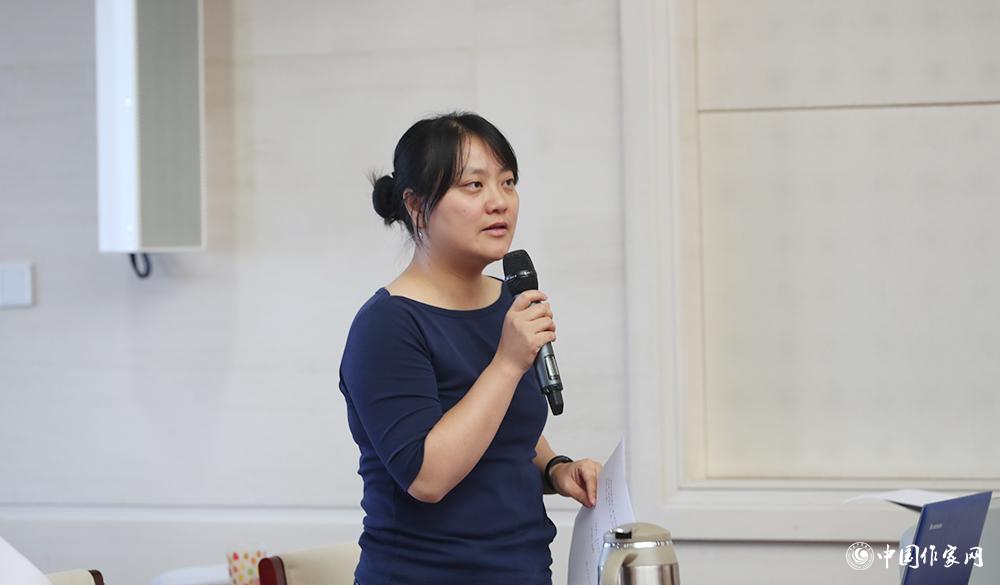 8月4日，總計票人向評委會報告選票審核情況