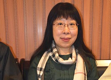 徐妍：如何塑造當下新型兒童形象私人性中的公共性、現實性中的一切新解都應該為塑造新型兒童形象而服務。[詳細]