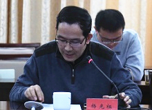 楊光祖：批評的言說方式和底線倫理作為從事文學批評近20年的文學評論者，我最想說的就是“感謝”。[詳細]