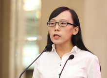 孫頻：誠懇面對我們的內心　　寫作對于作家本人本身就具有救贖的功能，這或許便是最好的，也是最幸運的。[詳細]