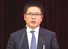 靜夜寄思：勇立時代潮頭，講好中國故事　　文學創作沒有捷徑可走，唯有十年磨一劍的堅持，才能在鍛煉自己錘煉出真正的精品。[詳細]