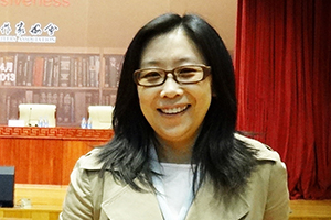 中短篇小說獎：《白熊》作者：蘇蘭朵（滿族）         獲獎感言　　寫小說有很多條路可以走，時至今日，我也不清楚自己是否走在那條對的路上。這里的“對”與是否通向成功無關，只與是否適合于我有關。那部帶著我的體溫與氣息、展現著只屬于我的審美和價值觀的小說，始終沒能出現。我像個挖著寶藏的盲人，不停地在尋找著入口，每一次挖掘都認真而用力……