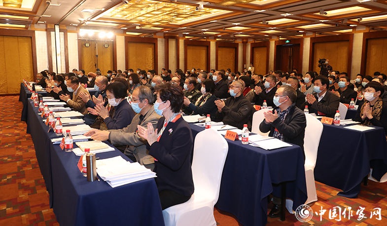 12月12日，中國作家協會第九屆全國委員會第六次全體會議在京舉行