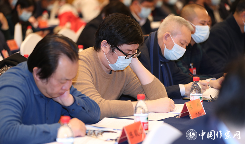 12月12日，中國作家協會第九屆全國委員會第六次全體會議在京舉行