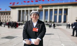 全國人大代表、“拇指作家”馬慧娟