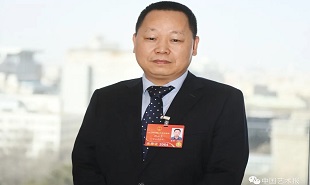 全國人大代表、民進重慶市委會副主委、重慶出版集團副總編輯別必亮