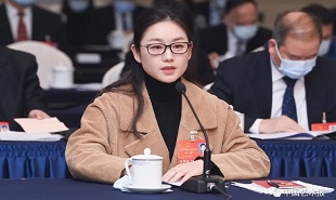 全國人大代表、廣東粵劇院院長曾小敏