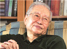 【王　火】	蔣　藍丨《王火：以健雄之筆記錄時代》；	徐　璐丨《<戰爭和人>三部曲：對紅色經典的自覺追索》。