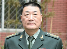 【徐貴祥】	傅逸塵丨《英雄傳奇的“現代性”重構》；	宋　嵩丨《斜月沉沉藏海霧 碣石瀟湘無限路》。