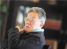 【王　蒙】	溫奉橋丨《王蒙：共和國文學之子》；	謝尚發丨《1980年代初王蒙和他的四篇小說》。