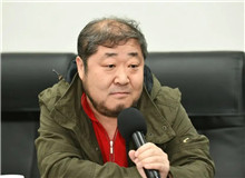 王春林：去傳奇化間諜敘事　　孫甘露的思想藝術轉換的跨度之大，足以令人咋舌。他長期醞釀的如此一種巨變，直如乾坤大挪移一般，絕對稱得上精彩絕倫。[詳細]