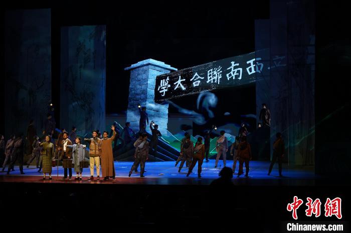 圖為演出現場。中新網記者劉冉陽 攝