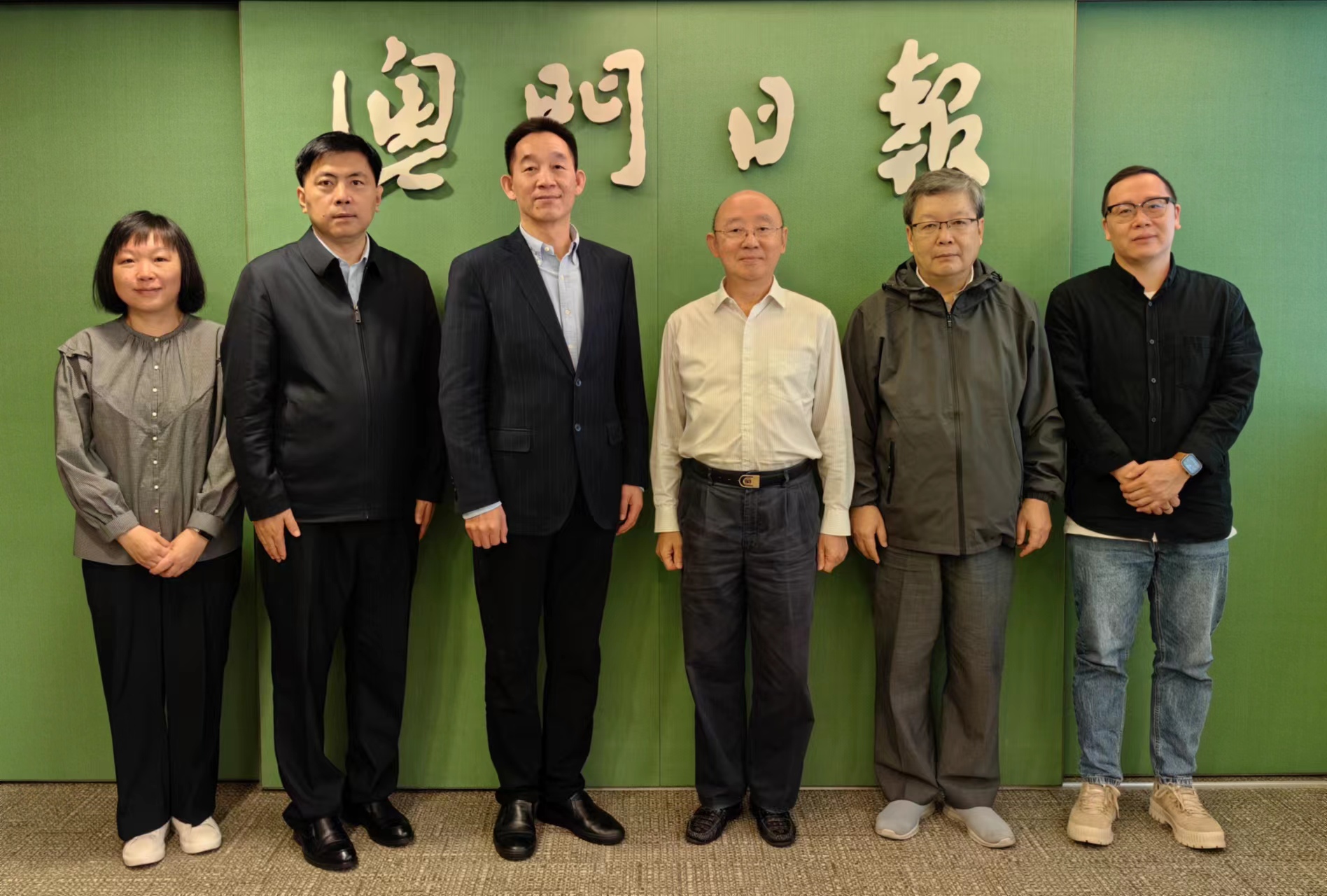 中國作協代表團參訪澳門日報