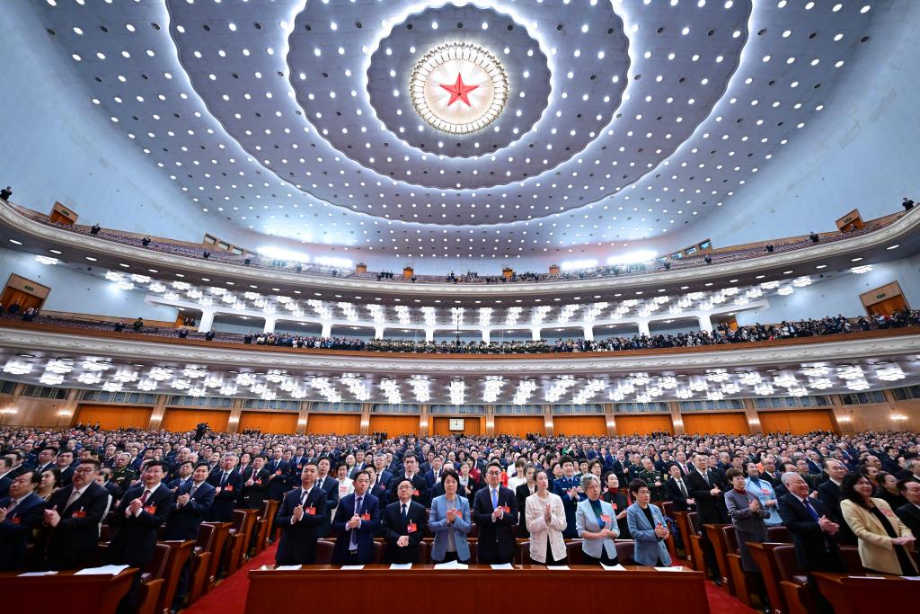 3月10日，中國人民政治協商會議第十四屆全國委員會第二次會議在北京人民大會堂舉行閉幕會。新華社記者 翟健嵐 攝