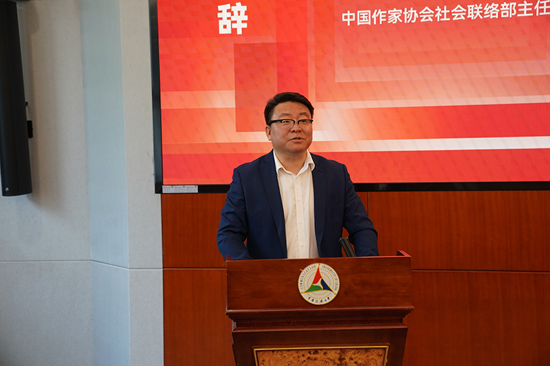 中國作協社聯部主任李曉東