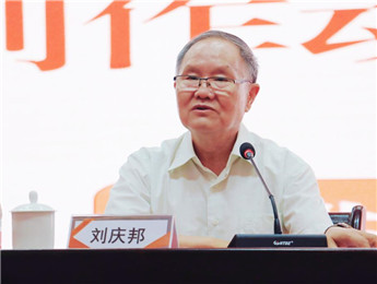 《花燈調》是我創作的理想，還是我人生的理想