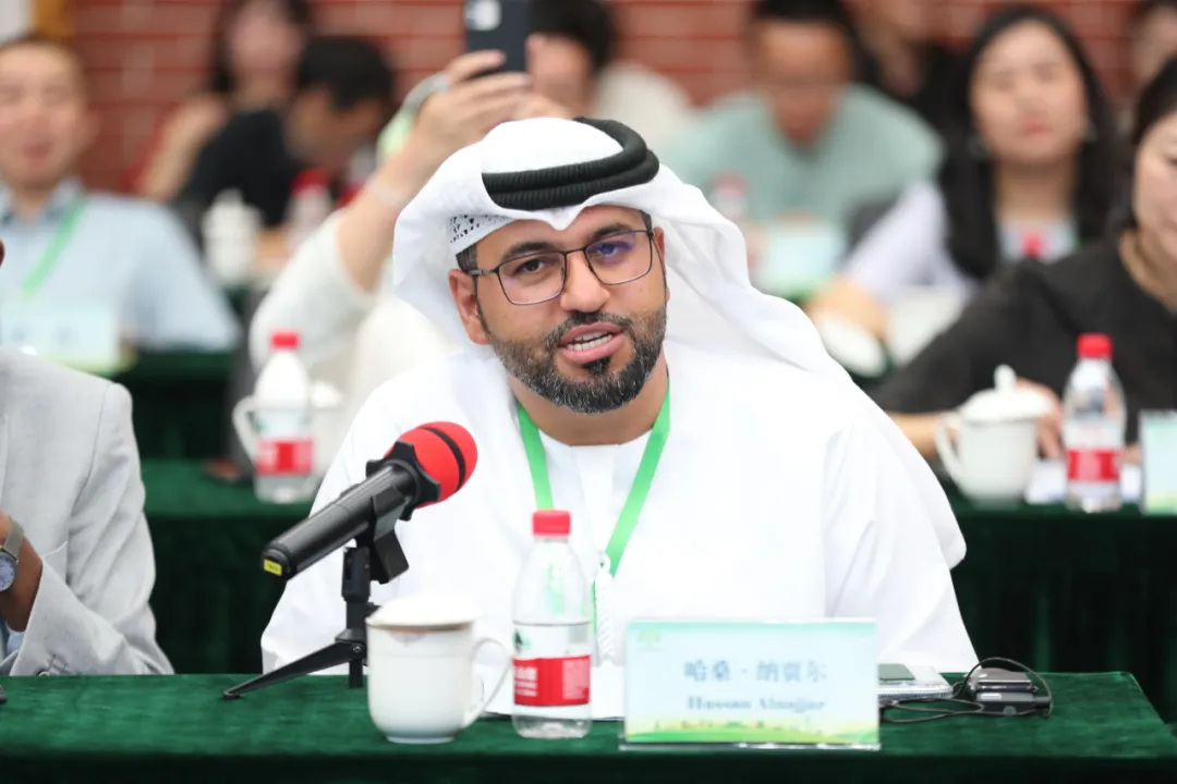 阿聯酋詩人哈?！ぜ{賈爾