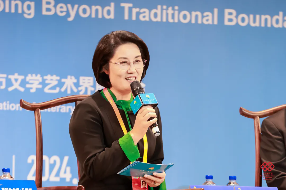 浙江小百花越劇院院長、一級演員、梅花獎得主王濱梅