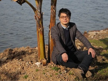 短長書 | 《無雨燒茶》：雨中煙火慢，小城茶事深