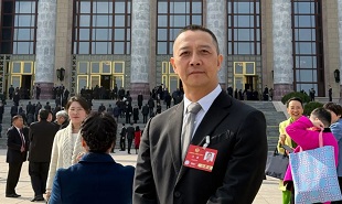 全國政協委員、中國東方演藝集團藝術總監、北京舞協副主席沈晨