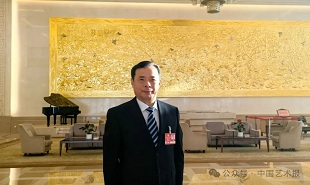 全國政協委員、中國作協主席團委員滕貞甫