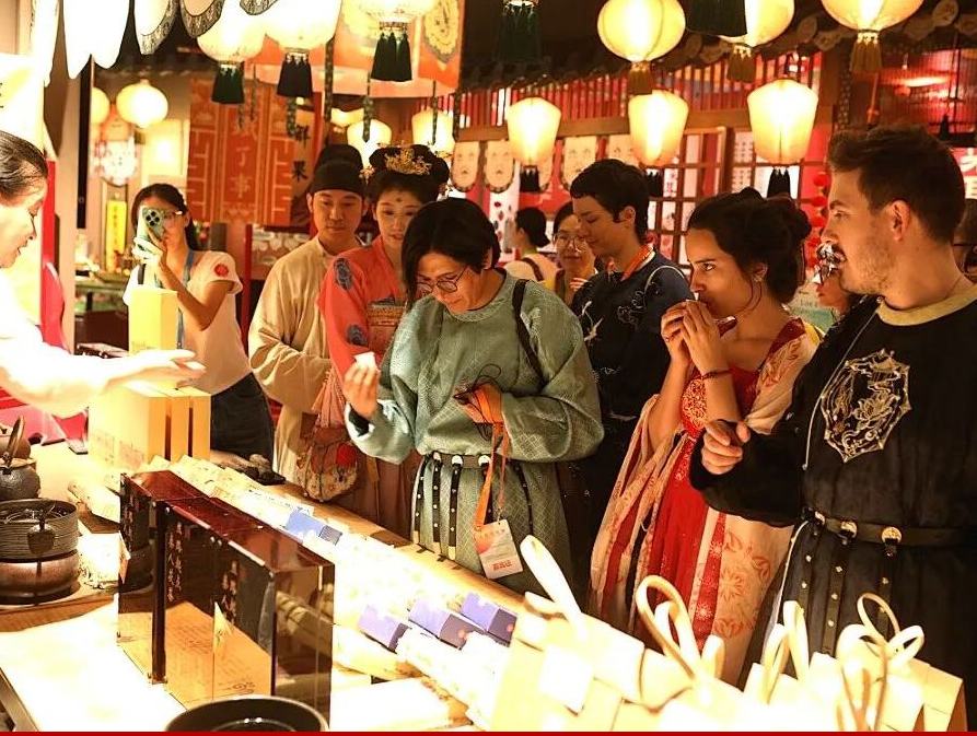 “文明會有不同，但詩歌讓我們得以溝通”